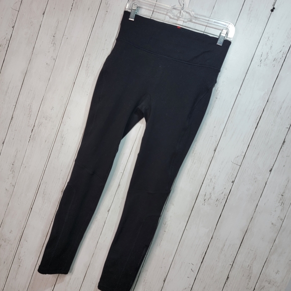 Spanx Shaping Women's Black Poly/Spandex Knit Leggings Pants Zip Pocket Size Med - Picture 2 of 9